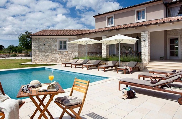 Impresionante casa en Divsici con WiFi