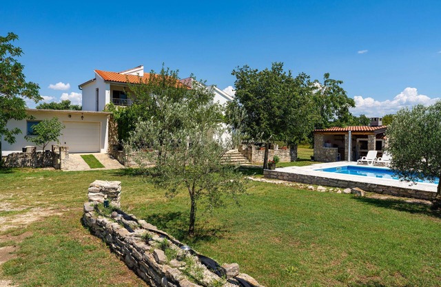 Impresionante casa en Donji Kasic