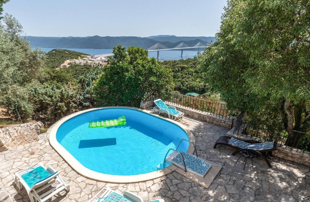Stunning Home in Duboka With 5 Bedrooms, Wifi and Outdoor Swimming Pool