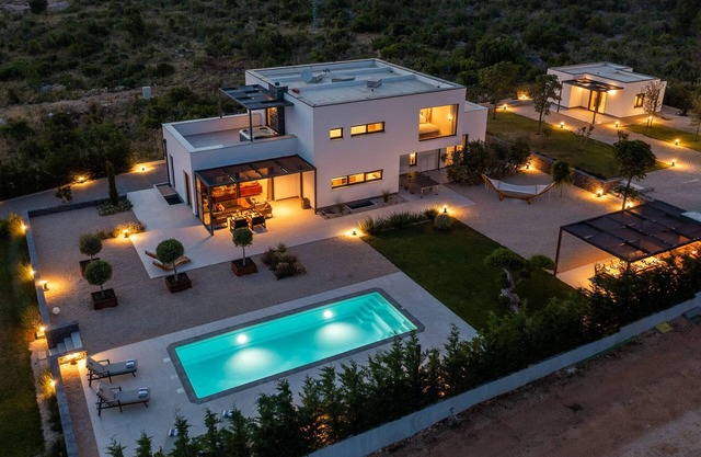 Impresionante casa en Dubrava con sauna