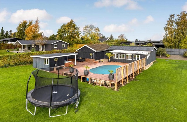 Stunning Home In Holbæk