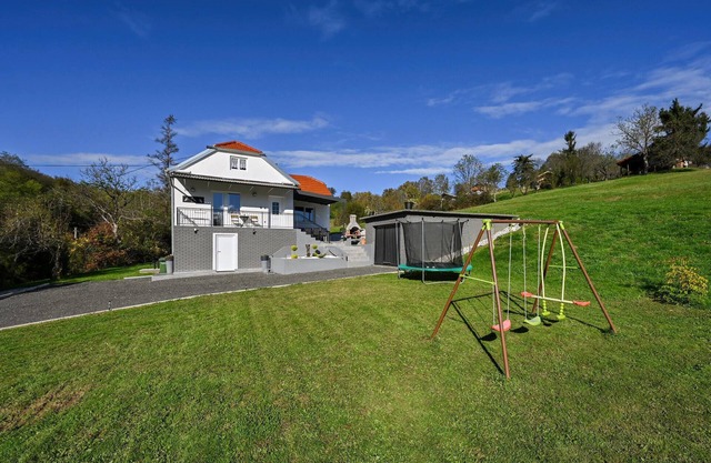 Increíble casa en Jurovcak con cocina