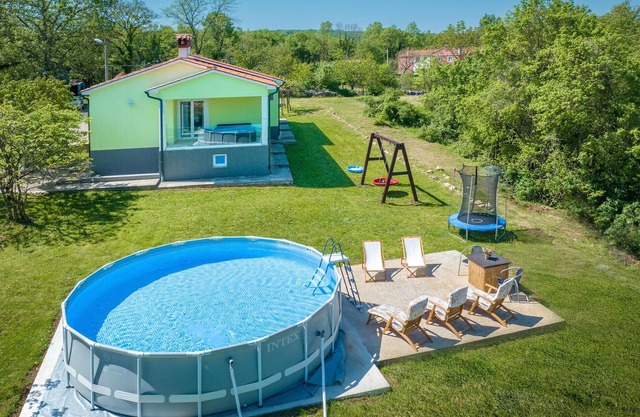 Impresionante casa en Krsan con cocina.