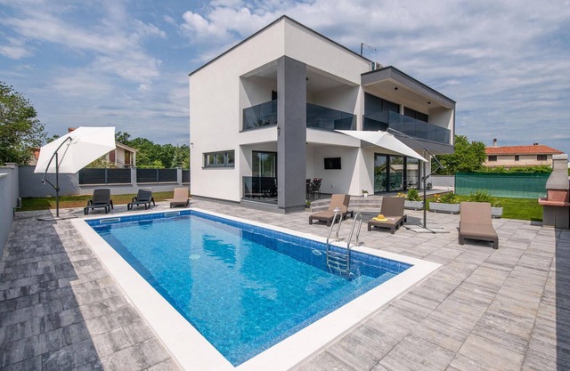 Impresionante casa en Labin con WiFi