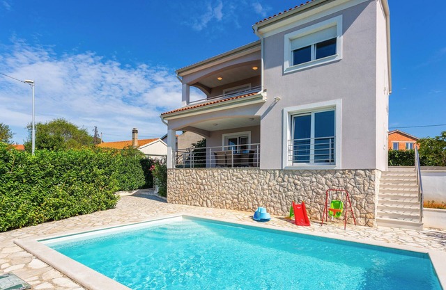 Impresionante casa en Linardici con.