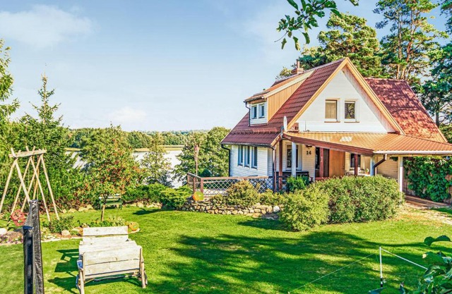 Stunning Home In Mragowo