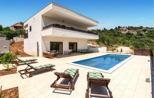 Stunning Home In Novo Selo With Wifi
