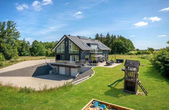 Impresionante casa en ørsted con sauna
