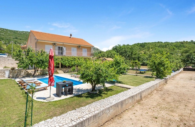 Impresionante casa en Slivno con cocina