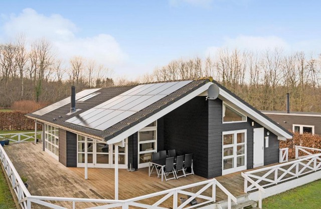 Stunning Home In Sydals With Wifi