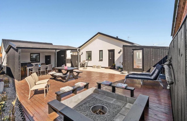Stunning Home In Thyborøn With Wifi