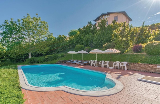 Impresionante casa en Lequio Tanaro.
