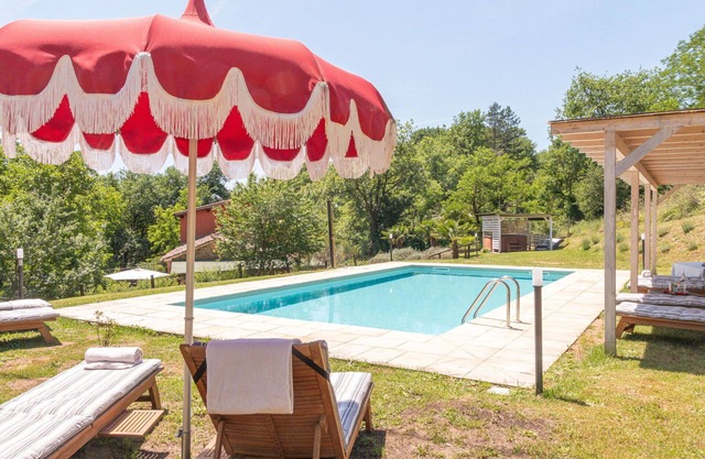 Casa de vacaciones privada con A/C, piscina privada, jacuzzi, WIFI, TV, patio, aparcamiento