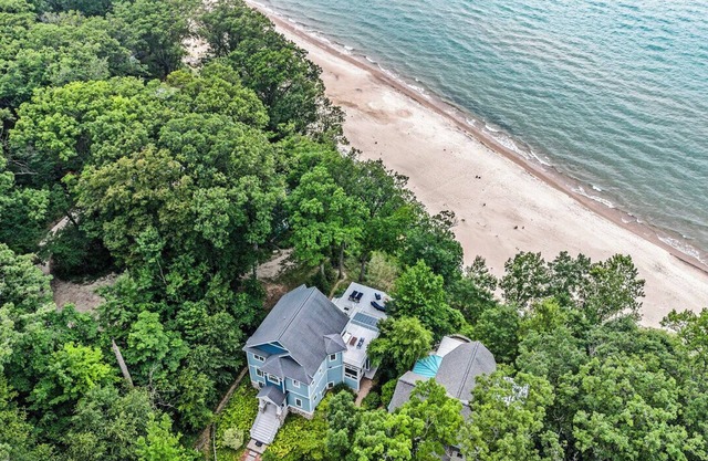 Stunning Lake Michigan Home w/ Private Beach
