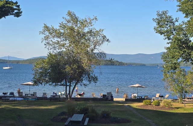 Stunning Lakefront Condo w/VIEWS