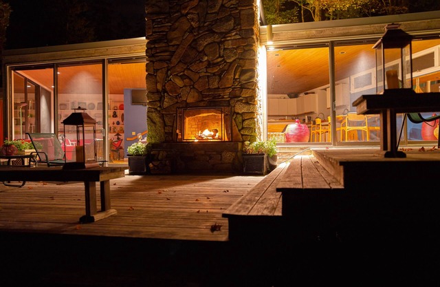 Impresionante Waterfront de lujo moderno con su propio Brook / Cascada