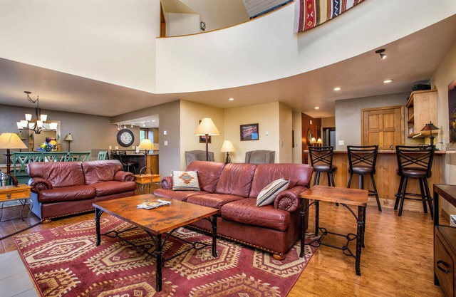 Stunning Mountain Views! Newly Remodeled End Unit With Rare Oversized Deck!