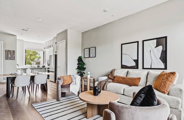 Stunning New Modern Magnolia Townhome- 2 bedrooms