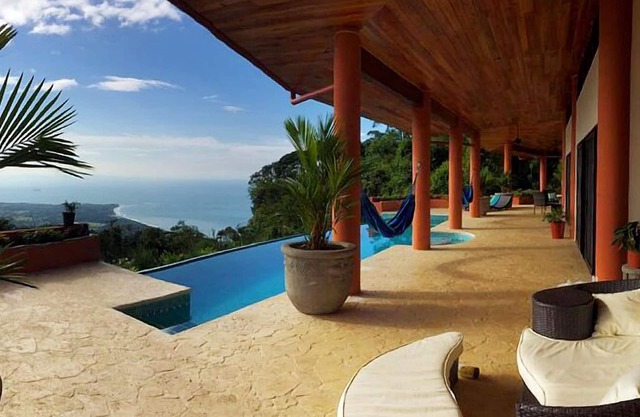Eco-Home At One with Nature - Privacidad total