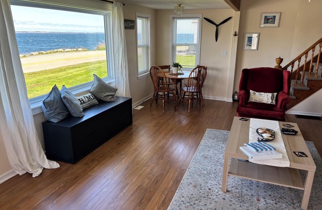 Stunning Ocean Views - Home on Lunenburg Bay