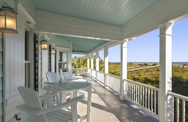 Stunning oceanfront home located on Tybee's north beach with 6 bdrms, private pool, and more!