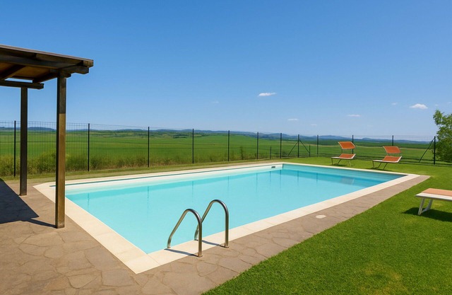 Casa de vacaciones privada con piscina privada, WIFI, TV, veranda, vista panorámica, cerca de Siena