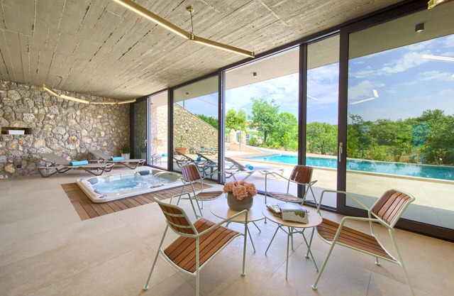 Casa de vacaciones privada con A/C, jacuzzi, WIFI, piscina privada, TV, terraza, aparcamiento