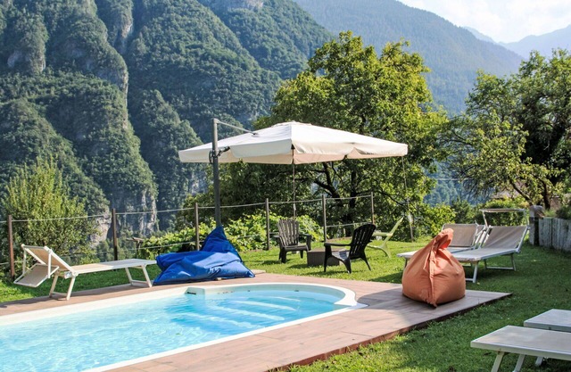 Estupenda casa de vacaciones privada con piscina privada, WIFI, TV, patio, vista panorámica