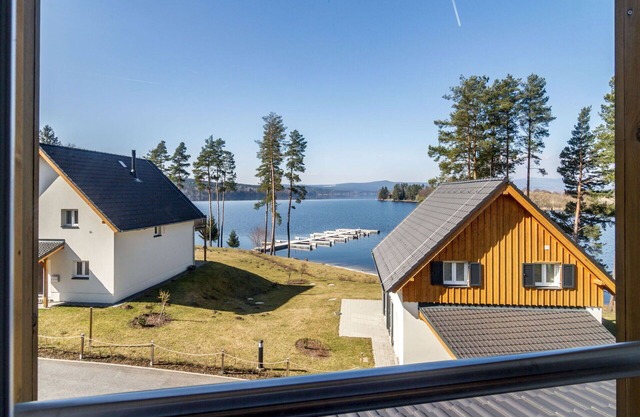 Maravillosa casa de vacaciones privada con WIFI, TV, terraza, mascotas permitida y aparcamiento