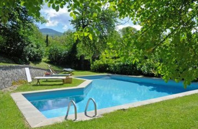 Maravillosa casa de vacaciones privada para 4 personas con piscina, WIFI, TV y aparcamiento