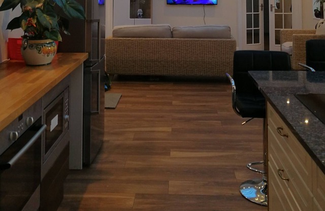 Impresionante lodge privado en una antigua casa de labranza con un acre de terreno abierto! WIFI DISPONIBLE