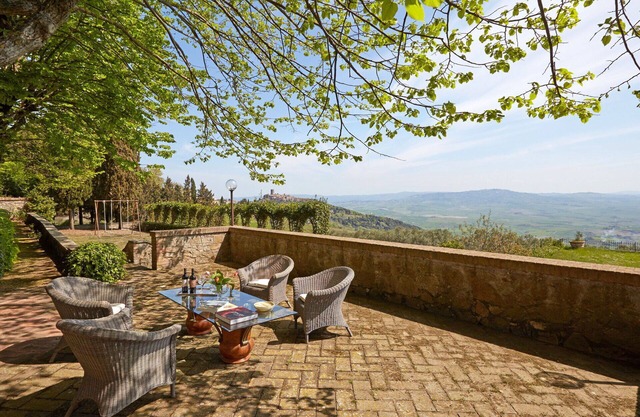 Casa de vacaciones privada con piscina privada, WIFI, TV, mascotas permitida, vista panorámica