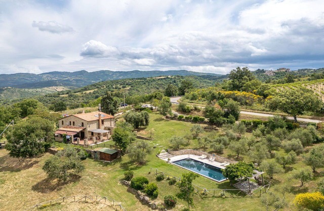 Casa de vacaciones privada con A/C, WIFI, piscina privada, TV, patio, vista panorámica