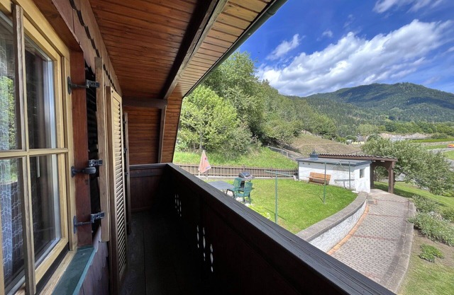 Preciosa casa de vacaciones privada con WIFI, TV, terraza, mascotas permitida y aparcamiento