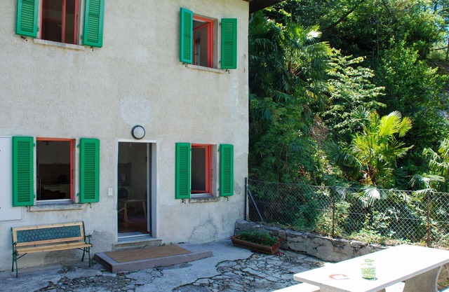 Casa de vacaciones privada con WIFI, TV, patio, mascotas permitida, vista panorámica, aparcamiento