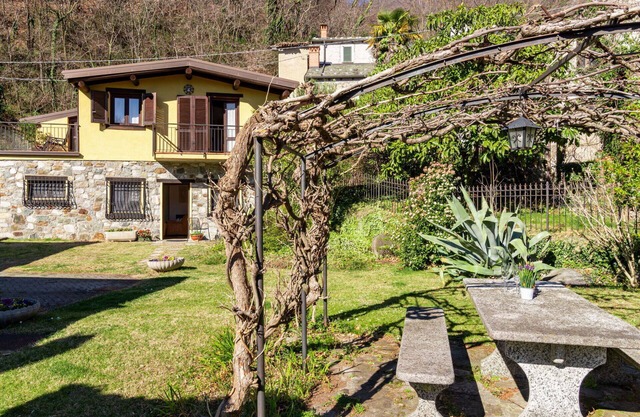 Preciosa casa de vacaciones privada para 4 personas con WIFI, TV, patio y aparcamiento