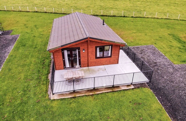 Estupenda casa de vacaciones privada con WIFI, TV, balcón, mascotas permitida y aparcamiento