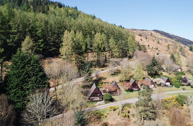 Estupenda casa de vacaciones privada con WIFI, TV, balcón, vista panorámica y aparcamiento