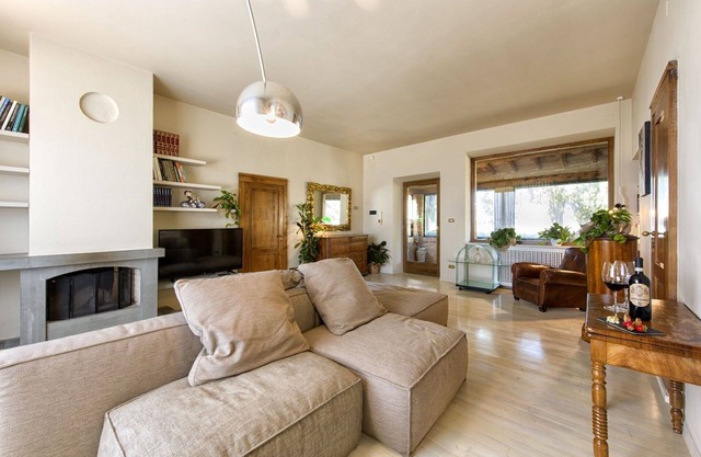 Casa de vacaciones privada con A/C, jacuzzi, WIFI, TV, patio, vista panorámica, aparcamiento