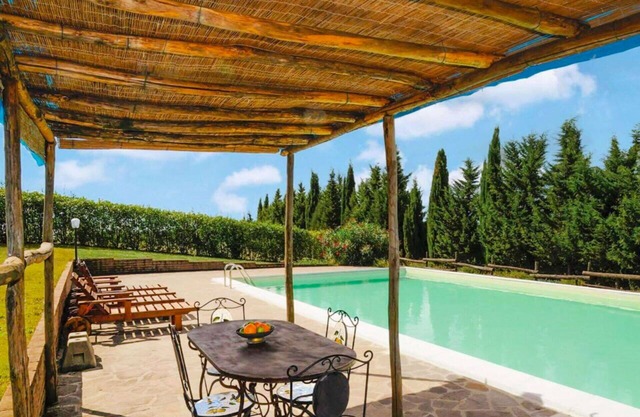 Casa de vacaciones privada con WIFI, A/C, piscina privada, TV, vista panorámica, aparcamiento