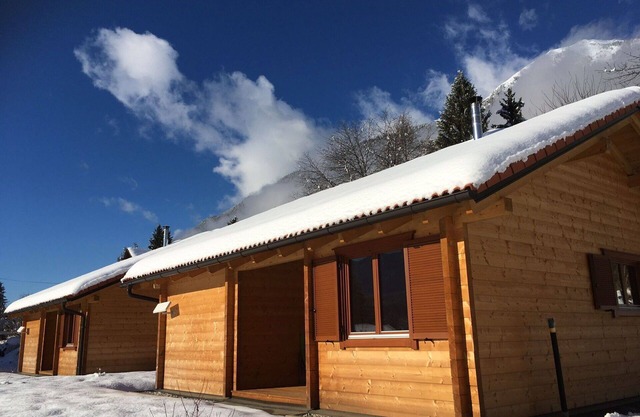 Preciosa casa de vacaciones privada para 4 personas con WIFI, TV, balcón y aparcamiento
