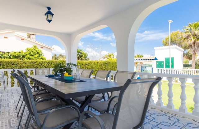 Estupenda casa de vacaciones privada con A/C, WIFI, piscina privada, TV, patio, aparcamiento