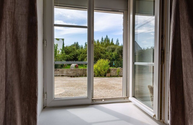 Estupenda casa de vacaciones privada para 4 personas con WIFI, TV, mascotas permitida y aparcamiento