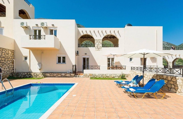 Casa de vacaciones privada con WIFI, A/C, piscina privada, TV, terraza, vista panorámica