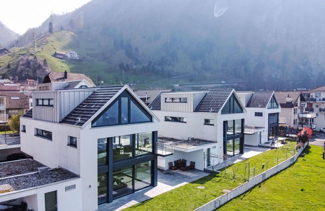Maravillosa casa de vacaciones privada con WIFI, TV, patio, mascotas permitida y aparcamiento