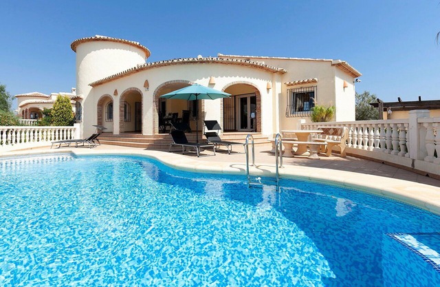 Casa de vacaciones privada con WIFI, piscina privada, A/C, TV, patio, vista panorámica