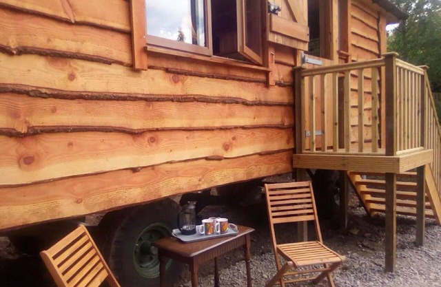Casa de vacaciones privada con WIFI, TV, mascotas permitida, vista panorámica, aparcamiento