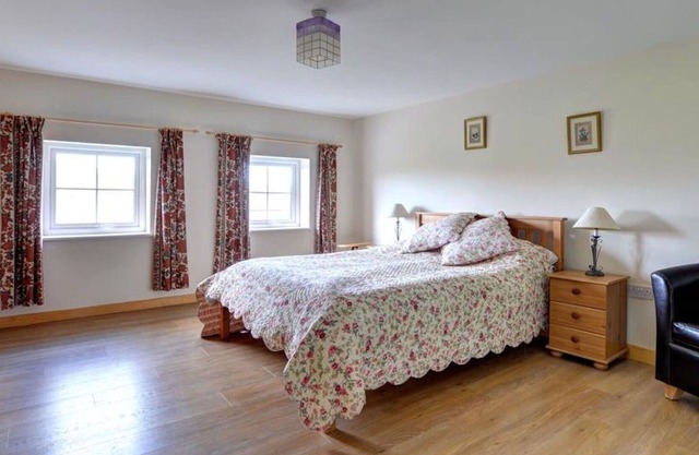Maravillosa casa de vacaciones privada para 6 personas con WIFI, TV, patio y aparcamiento