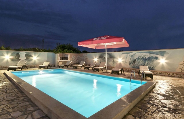 Maravillosa casa de vacaciones privada con WIFI, piscina privada, A/C, TV, terraza y aparcamiento