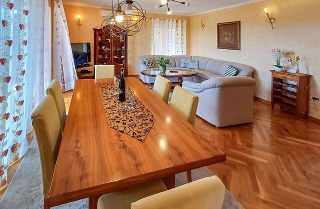Casa de vacaciones privada con WIFI, A/C, piscina privada, TV, balcón, vista panorámica
